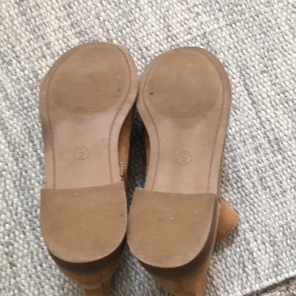Universal Thread Tan Suede Ankle Boots - Picture 5 of 6